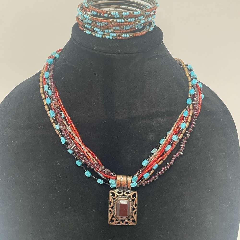 Turquoise and Coral color beaded necklace and bangle bracelets - Picture 2 of 7